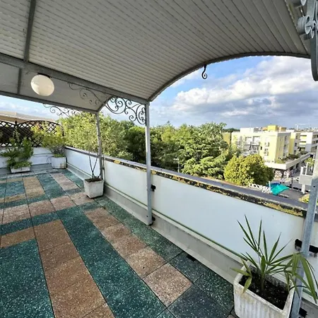 Apartment Attic With Large Furnished Terrace